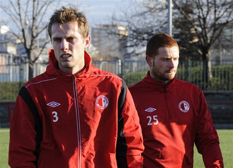První trénink v novém roce absolvovali fotbalisté Slavie Praha i nové posily MIlan Bortel (vlevo) a Marcel Gecov