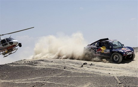 Automobilový závodník Násir Al Attíja z Kataru na Rally Dakar