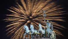 Oh�ostroj nad Braniborskou bránou