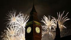 Mohutný oh�ostroj v Anglii