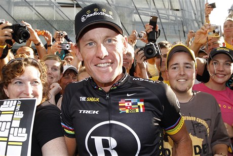 Bývalý slavný cyklista Lance Armstrong z USA