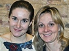 eská lyaka árka Záhrobská (vlevo) a její fyzioterapeutka Lucie Sluková 