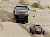 Kamion Rusa Ajrata Mardjeva a bugina Nizozemce Jurgena van den Goorbergha na Rallye Dakar