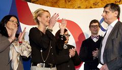 Vendula Svobodová, Hana Gregorová a Jan Fischer.