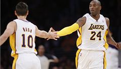 Hvězdní Lakers se v NBA konečně dočkali první výhry v roce
