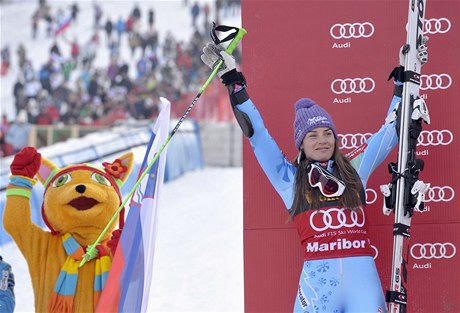 Slovinská lyžařka Tina Mazeová