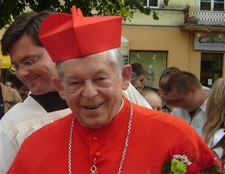 Polský kardinál a bojovník proti komunismu Józef Glemp