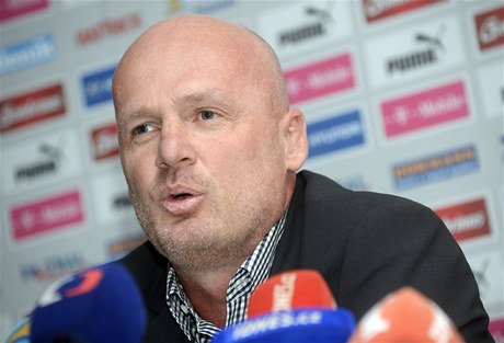 Trenér eské fotbalové reprezentace Michal Bílek 