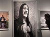 Bryan Adams fotografoval i takové známé osobnosti, jako je napíklad herec Danny Trejo.