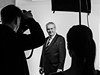 Milo Zeman pózuje na prezidentský portrét