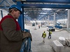Novou výrobní halu staví výrobce pneumatik pro zemdlské stroje firma Mitas v Otrokovicích na Zlínsku.