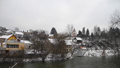 P�edstavuju si, jak se do n�j chodili pomodlit vora�i