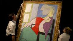 Obraz Pabla Picassa Femme assise pres d'une fenetre z roku 1932