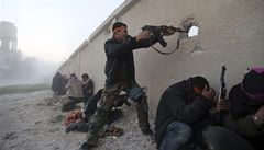 Syrská opozice je roztříštěná a obrací zbraně proti sobě samé