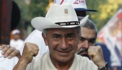 Kandidoval na prezidenta Paraguaye. Zemel pi pdu vrtulnku