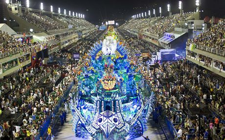 Roztančené Rio žije karnevalem