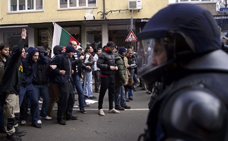 Tisíce Bulhar protestovaly proti vysokým cenám EZ za elektinu