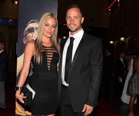 Reeva Steenkampová a Oscar Pistorius. 