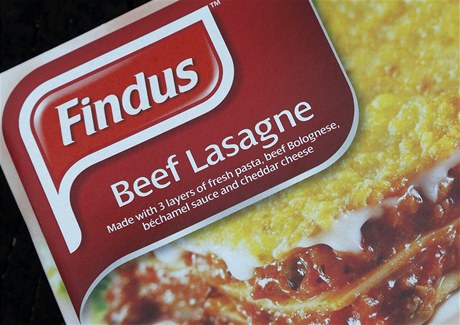 Hovzí lasagne Findus, které obsahovaly a 100 procent koniny.