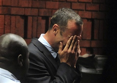 Handicapovaný bec Oscar Pistorius u soudu