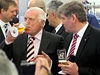 Prezident Václav Klaus (vlevo) s editelem pivovaru Jiím Bokem.