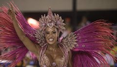 Roztan�ené Rio �ije karnevalem