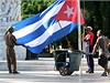 Kubánci vztyují vlajku
