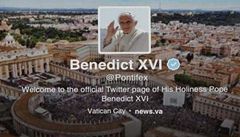 Pape��v nedávno zalo�ený oficiální ú�et na Twitteru p�estane fungovat