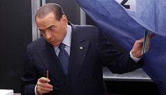 Silvio Berlusconi u voleb