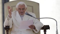 Zneuvn dt jsem nekryl, tvrd bval pape Benedikt
