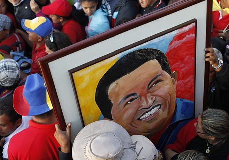 Jihoamerická ropná velmoc se pevlékla do smuteního. V zemi zaal poheb levicového prezidenta Huga Cháveze.