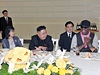 Rodman pijal pozvání vládce zbídaené zem Kim ong-Una na veei do prezidentského paláce v Pchongjangu.