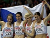 eské sprinterky, zleva Denisa Rosolová, Jitka Bartoníková, Lenka Masná a Zuzana Hejnová