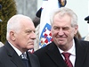 Bývalý prezident Václav Klaus a souasný prezident Milo Zeman.