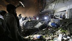 Vbuch bomby v Pkistnu zabil nejmn 45 lid, destky zranil 