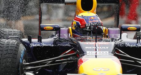 Rakouský pilot Mark Webber ze stáje Red Bull pi závod v Melbourne