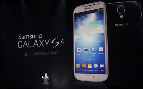 JK Shin, prezident IT and Mobile Communications for Samsung Electronics pedstavuje nový Samsung Galaxy S 4