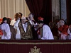 Pape Frantiek I. pozdravil víci a pijal svj nový úad.