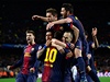 Hrái Barcelony oslavují branku