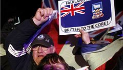 Obyvatelé Falklandských ostrov hlasovali v referendu tém jednomysln zstat pod Británií.