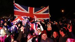 Kdo hlasoval proti? Na Falklandech hledají zrádce Británie