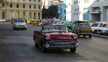 Krsn auta na Kub