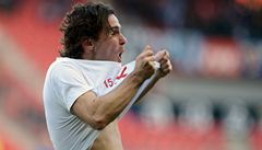 Slavia Praha - Slovan Liberec. Karol Kisel ze Slavie se raduje ze tetího gólu