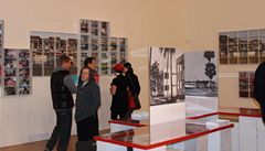 Ba�ova m�sta a instalace z krabic od bot