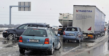 Dopravu v Olomouckém kraji zkomplikoval sníh.