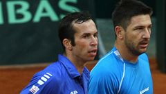 �e�tí tenisté Jan Hájek (vpravo) a Radek �t�pánek