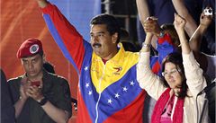 Venezuelané poslechli vůli Cháveze. Prezidentem je jeho nástupce