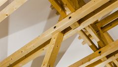 Zámecké zahrady v Krom��í�i dostaly povedené nové provozní zázemí od ateliéru DRNH