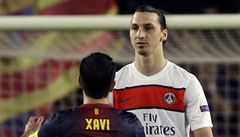 Barcelona - PSG. Xavi a Ibrahimovi�.