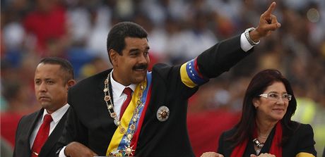 Nicolas Maduro s manelkou